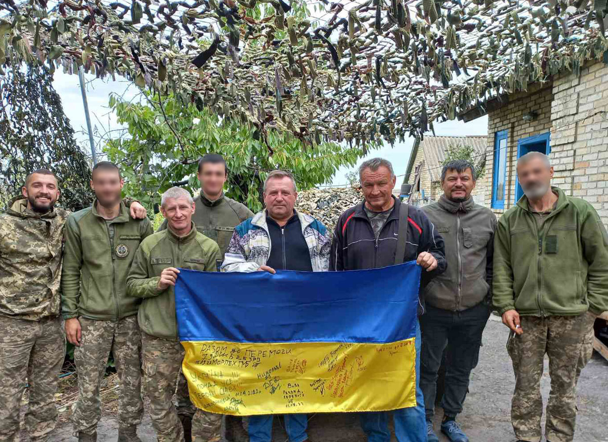 Прапор перемоги над орками від наших воїнів Карпенко Микола Миколайович Карпо